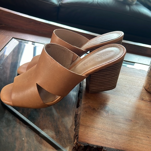 Madewell Heel - Picture 4 of 8